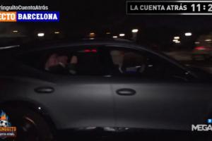 海星直播-4-0多特乐坏了拉波尔塔赛后乘车绕圈，不停按喇叭